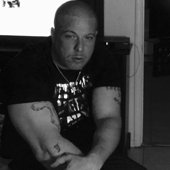 Meet your Posher, Matthew - Picture 1 of 1